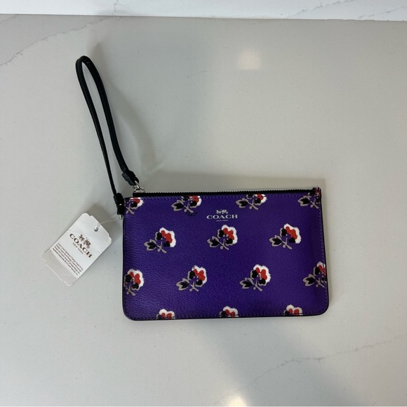 NWT Coach Bramble Rose Purple Leather Floral Print Wristlet Zip Closure - Picture 2 of 15